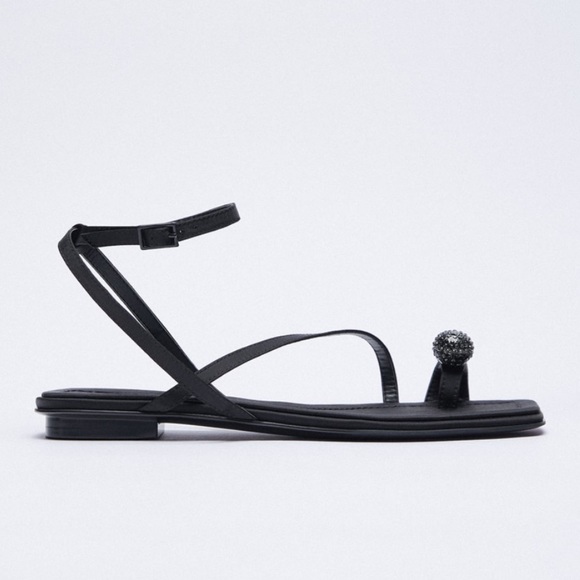 NWT Zara Sparkly low heeled toe sandal - Picture 1 of 13
